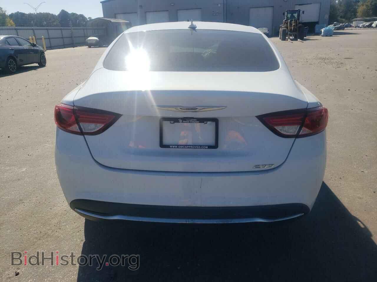 2016 CHRYSLER 200 - VIN: 1C3CCCAB8GN120734 - Фото 6