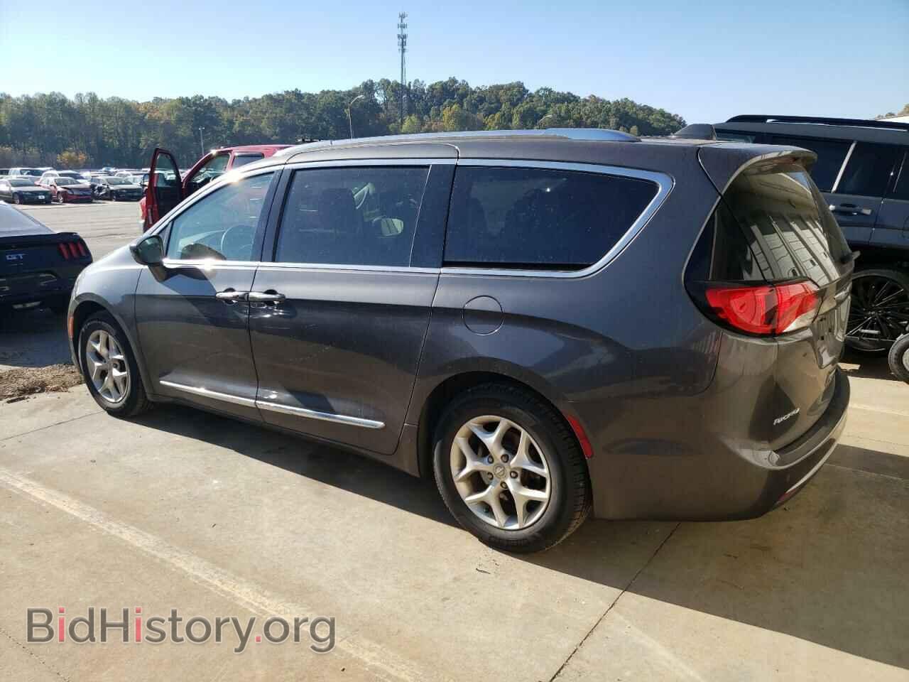 2018 CHRYSLER PACIFICA - VIN: 2C4RC1BG1JR127720 - Фото 2