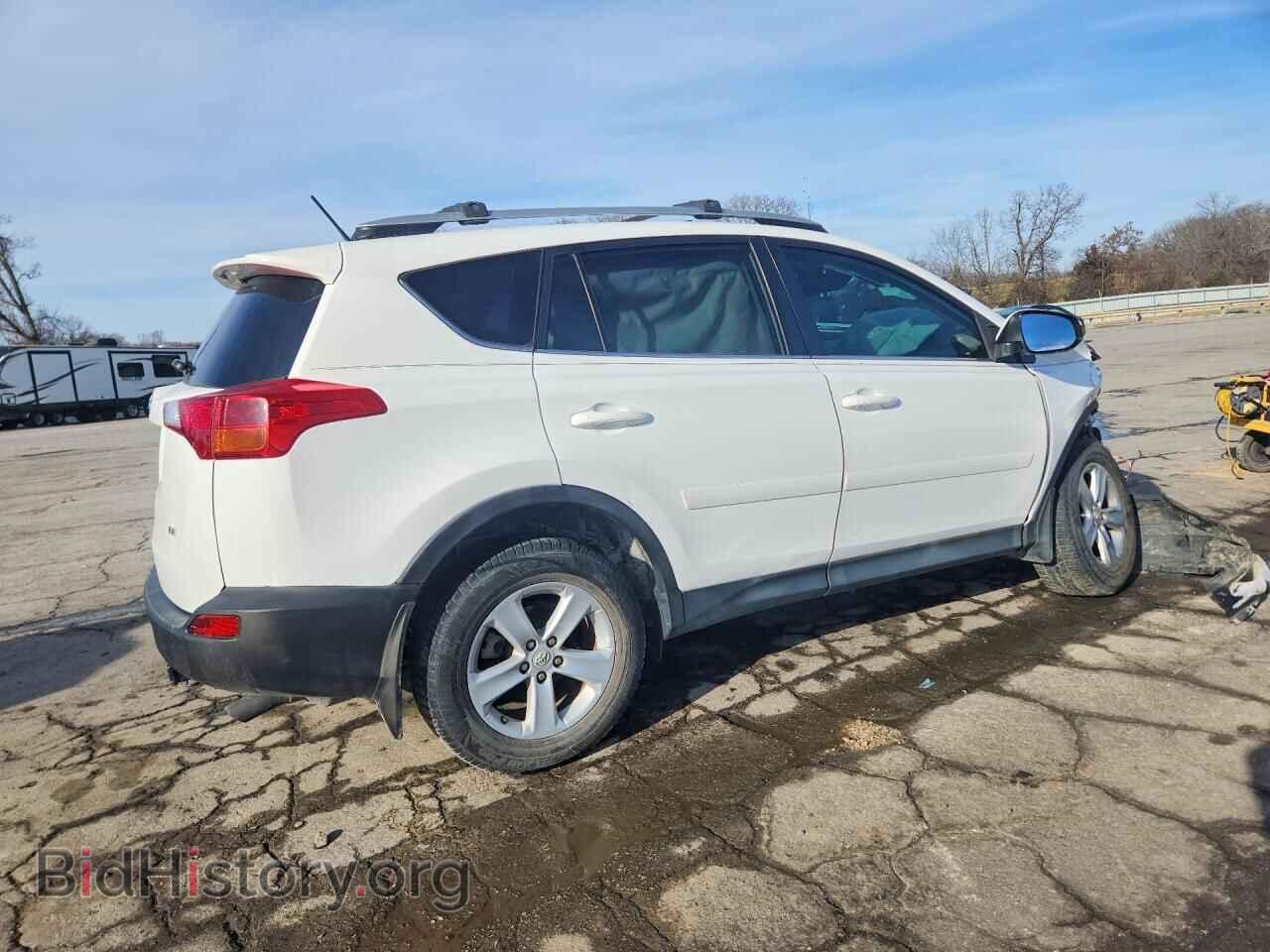 2013 TOYOTA RAV4 - VIN: 2T3RFREV9DW063260 - Фото 3