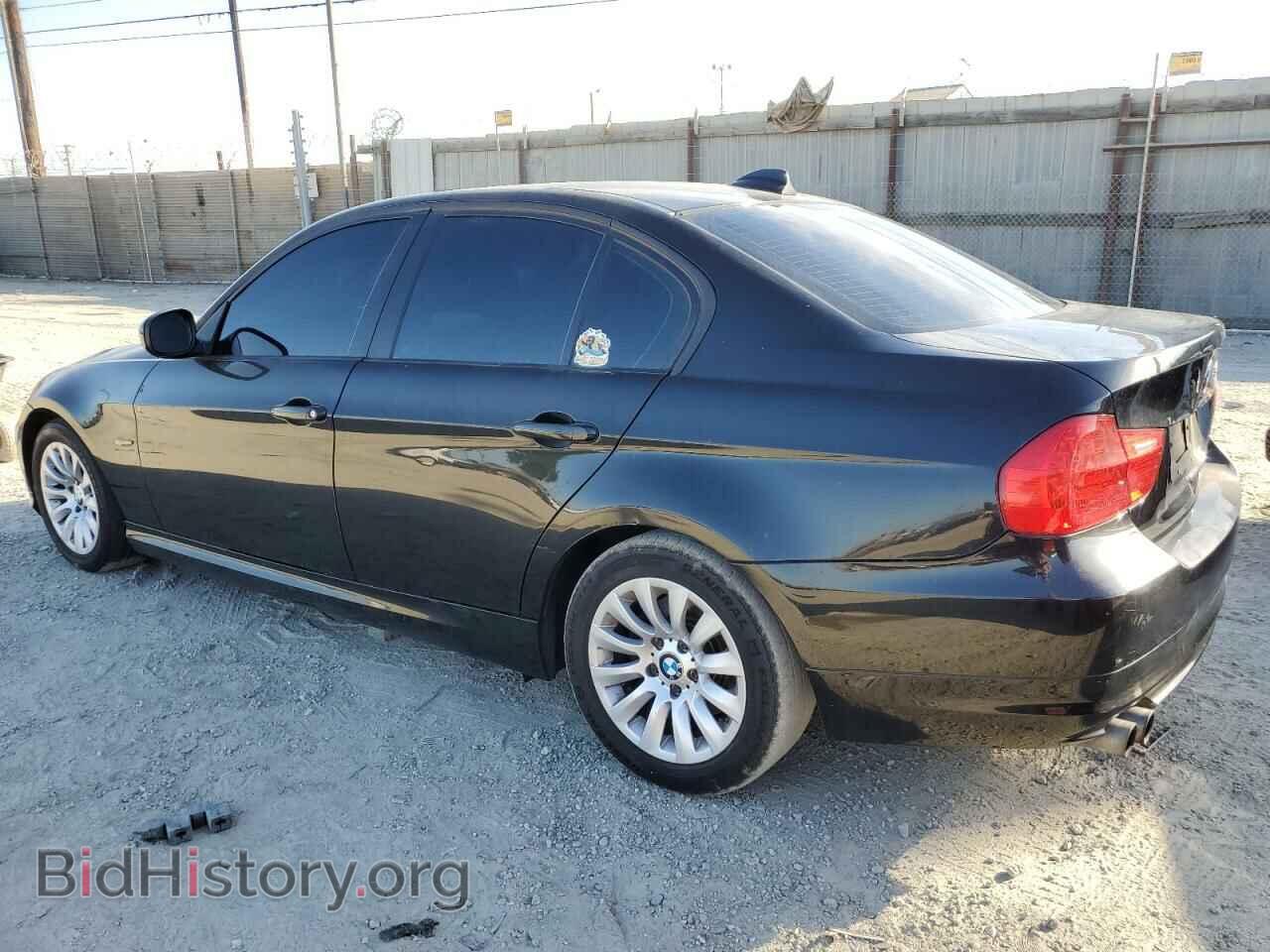 2009 BMW 3 SERIES - VIN: WBAPH53579A433783 - Фото 2