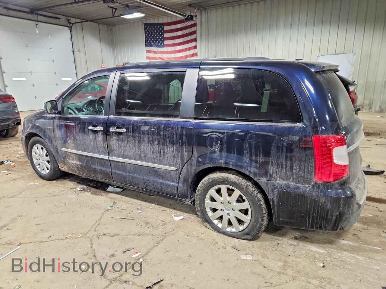 2011 CHRYSLER MINIVAN - VIN: 2A4RR8DG6BR617196 - Photo 2