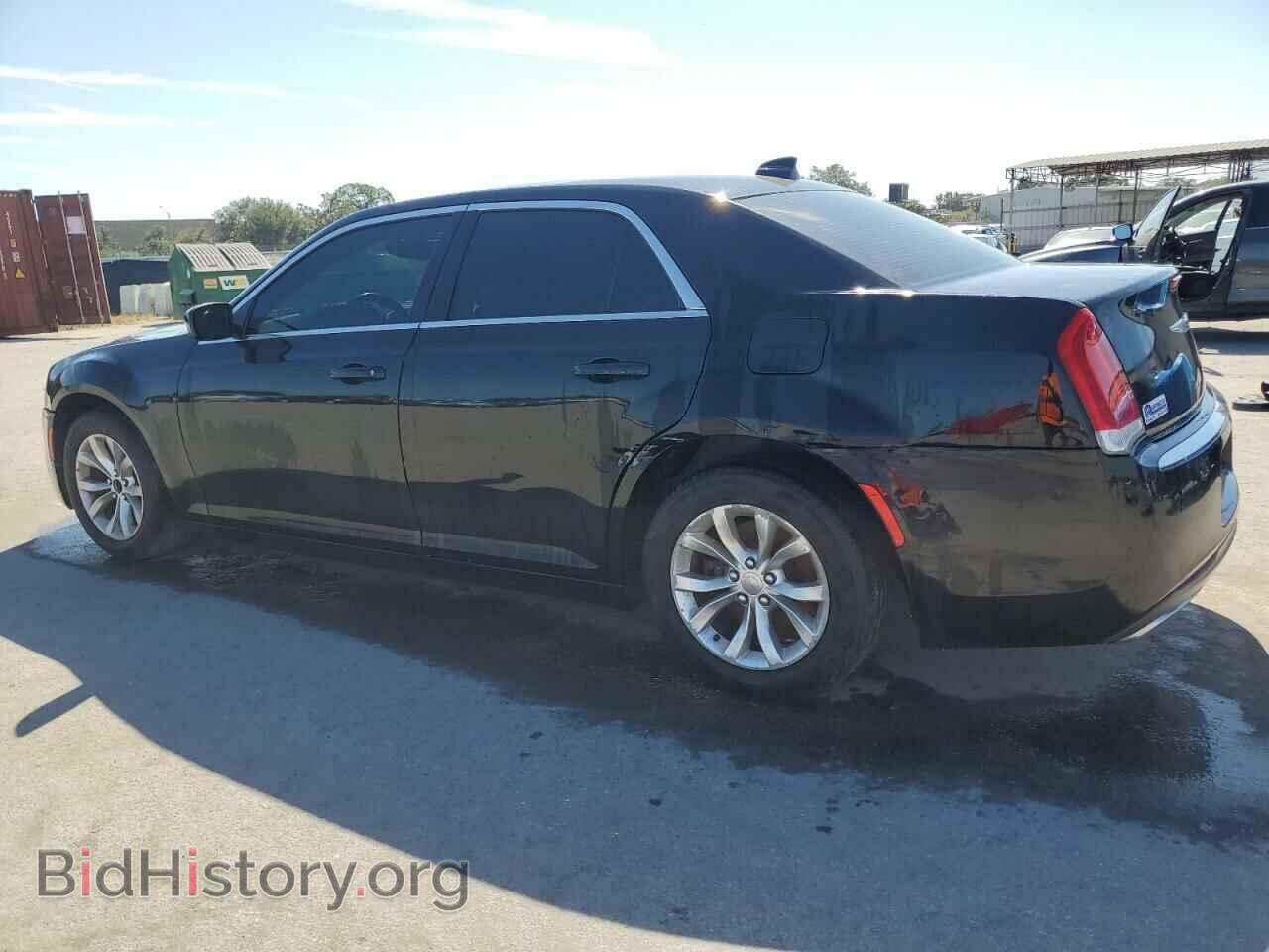 2015 CHRYSLER 300 - VIN: 2C3CCAAG9FH841944 - Фото 2