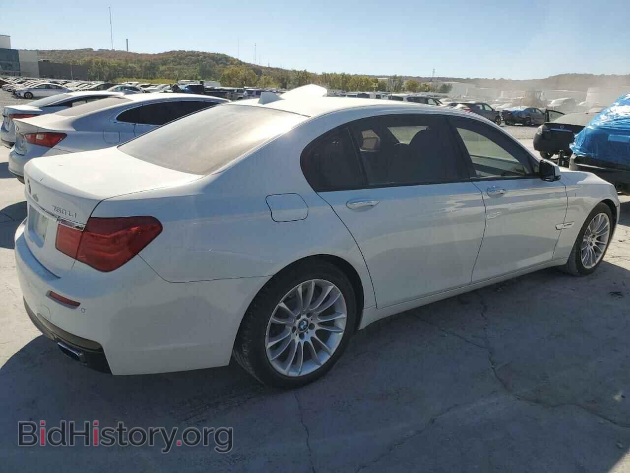 2012 BMW 7 SERIES - VIN: WBAKB8C51CC852429 - Фото 3