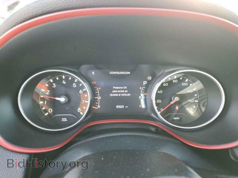 2020 Jeep COMPASS (VIN 3C4NJDDB5LT123810) — фото 9 из 14