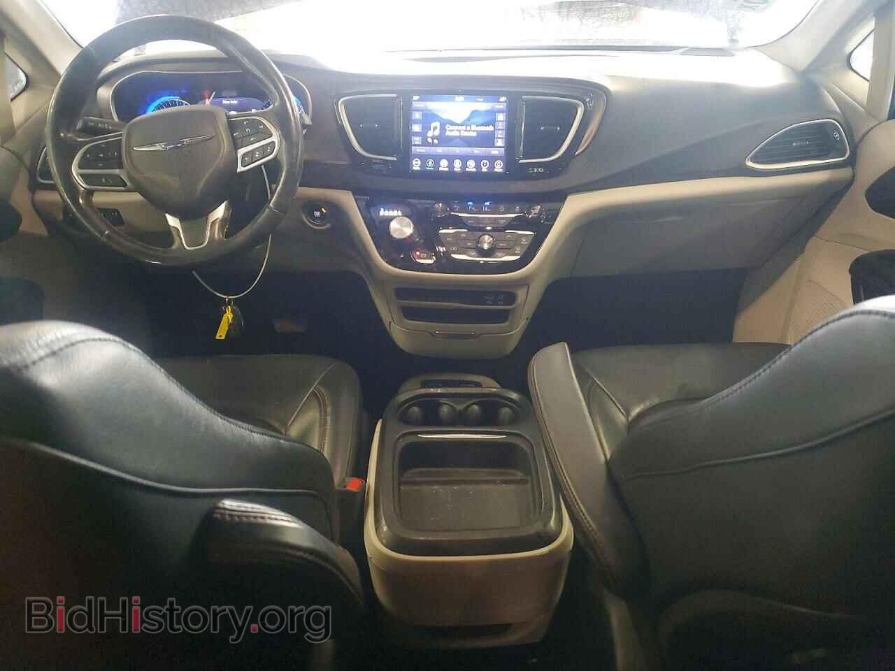 2019 CHRYSLER PACIFICA - VIN: 2C4RC1BG5KR666102 - Фото 8