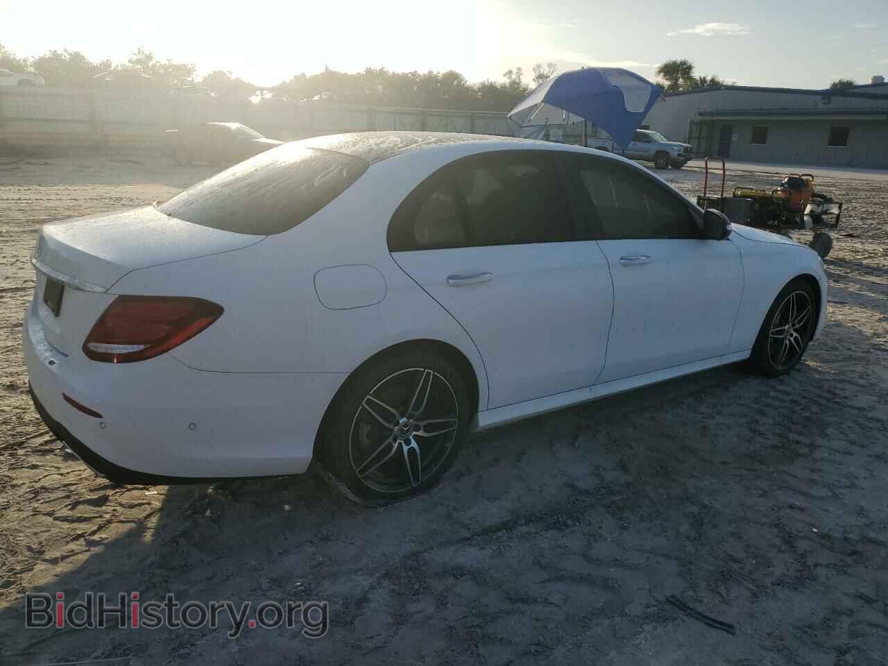 2020 MERCEDES-BENZ E-CLASS - VIN: W1KZF8DB0LA819210 - Фото 3