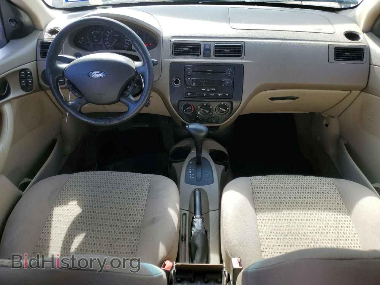 2007 FORD FOCUS - VIN: 1FAHP34N47W295395 - Фото 8