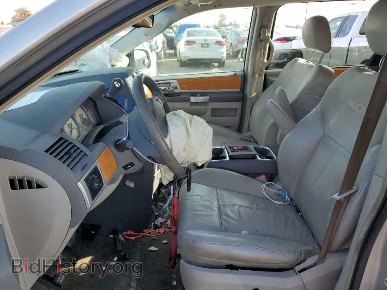 2008 CHRYSLER MINIVAN - VIN: 2A8HR64X18R776053 - Фото 7