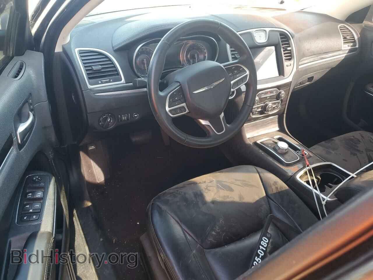 2017 CHRYSLER 300 - VIN: 2C3CCARG1HH530032 - Фото 8