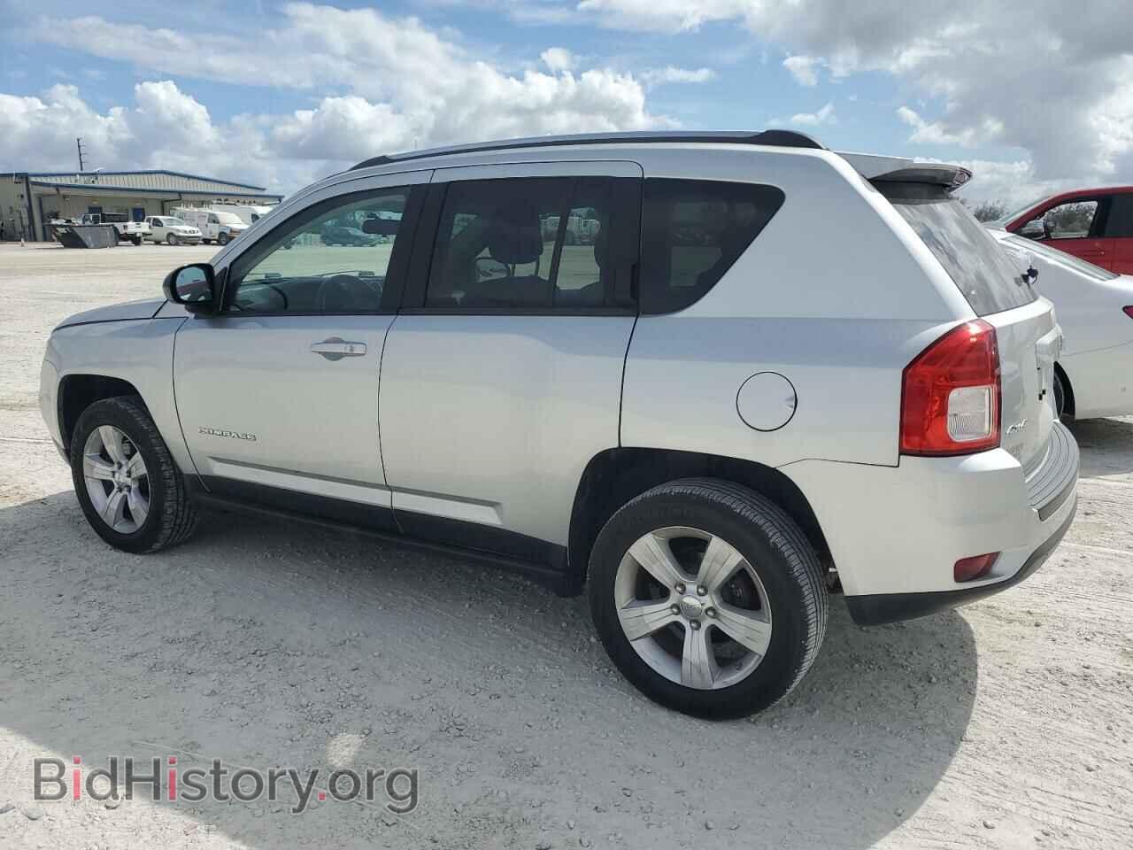 2012 JEEP COMPASS - VIN: 1C4NJDEB7CD659260 - Фото 2