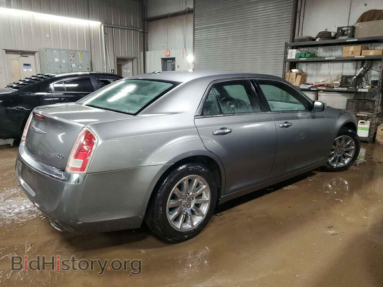 2011 CHRYSLER 300 - VIN: 2C3CA5CG9BH585423 - Фото 3