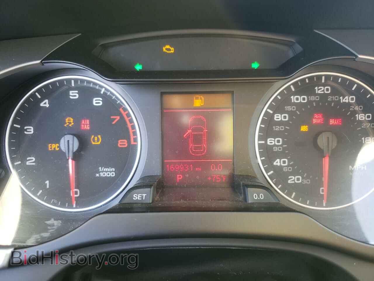 2011 AUDI A4 - VIN: WAUAFAFL8BN042560 - Фото 9