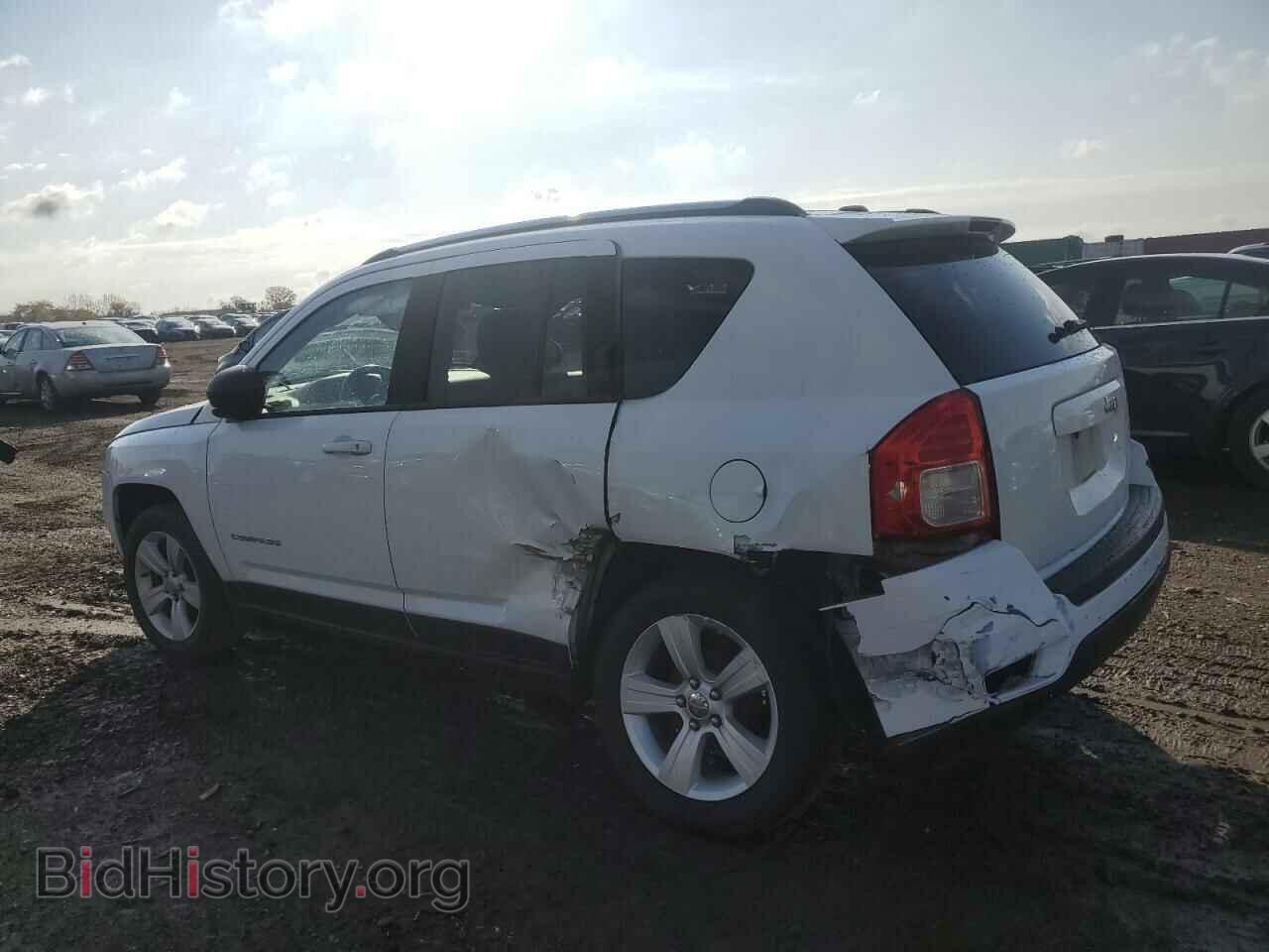 2011 JEEP COMPASS - VIN: 1J4NT1FA2BD230700 - Фото 2