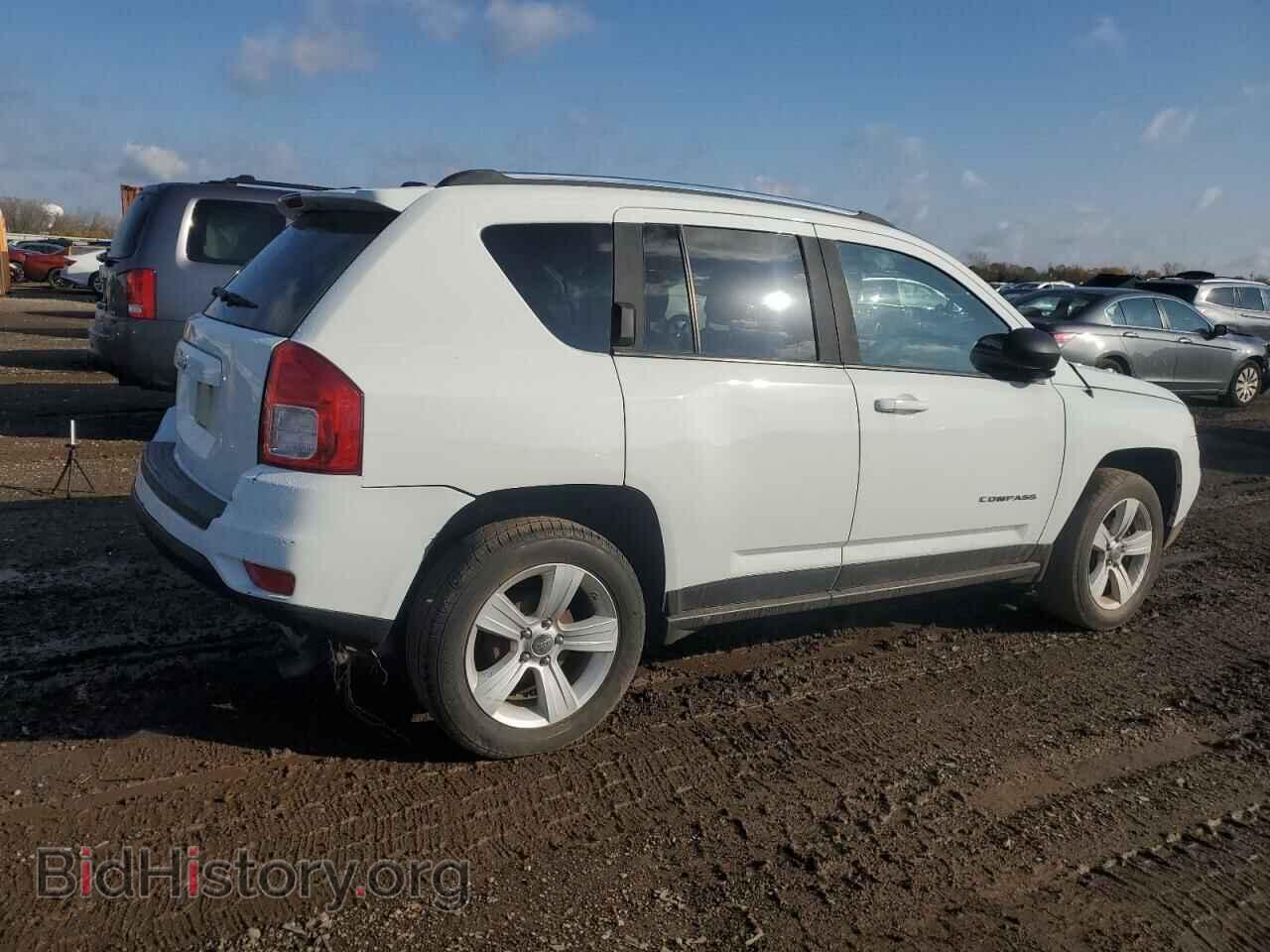 2011 JEEP COMPASS - VIN: 1J4NT1FA2BD230700 - Фото 3