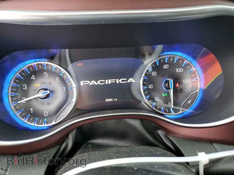 2020 Chrysler PACIFICA (VIN 2C4RC1GG2LR123039) — фото 9 из 13