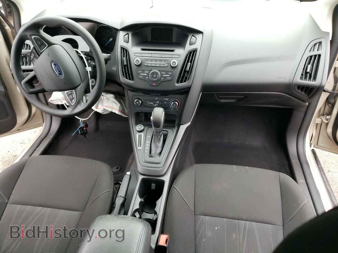 2017 FORD FOCUS - VIN: 1FADP3F22HL228587 - Photo 8