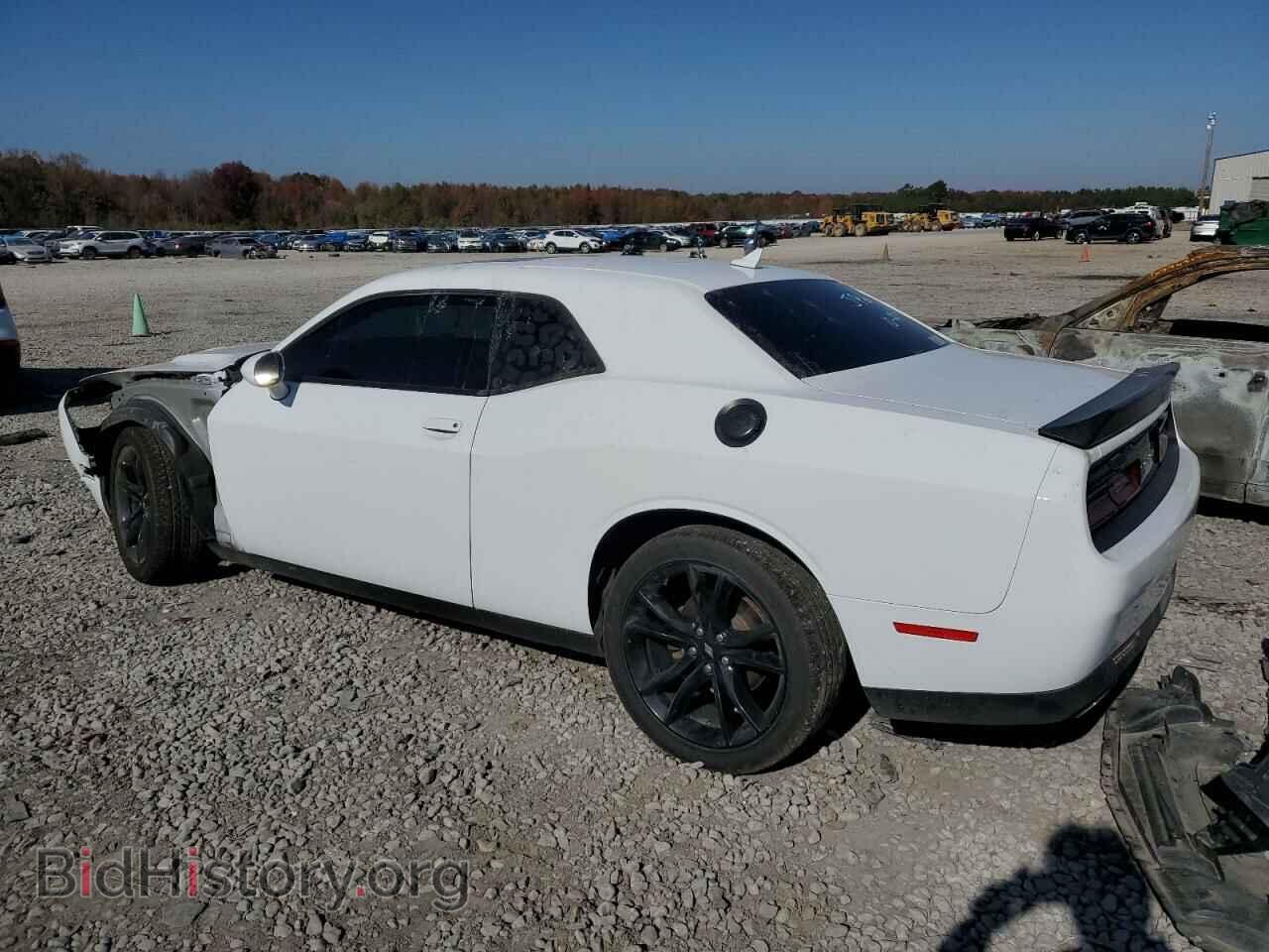 2018 DODGE CHALLENGER - VIN: 2C3CDZAG3JH171621 - Photo 2