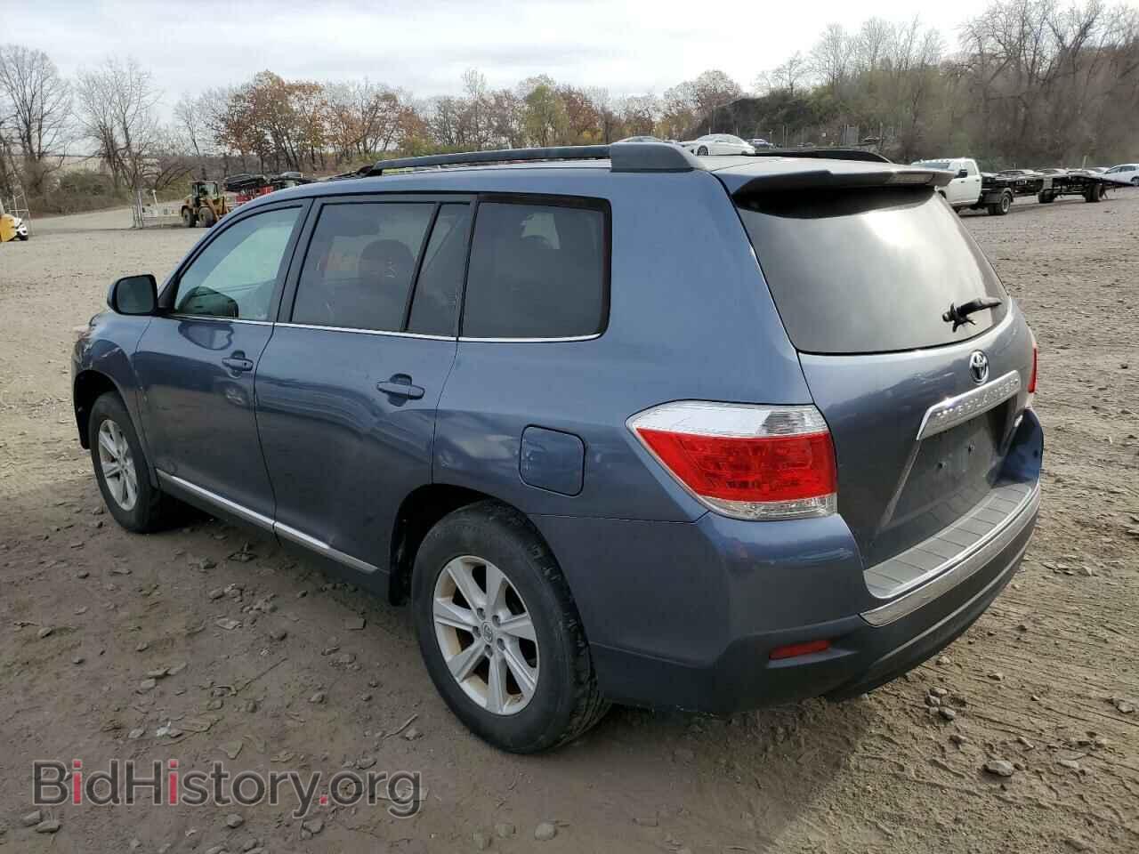 2013 TOYOTA HIGHLANDER - VIN: 5TDBK3EH8DS255937 - Фото 2