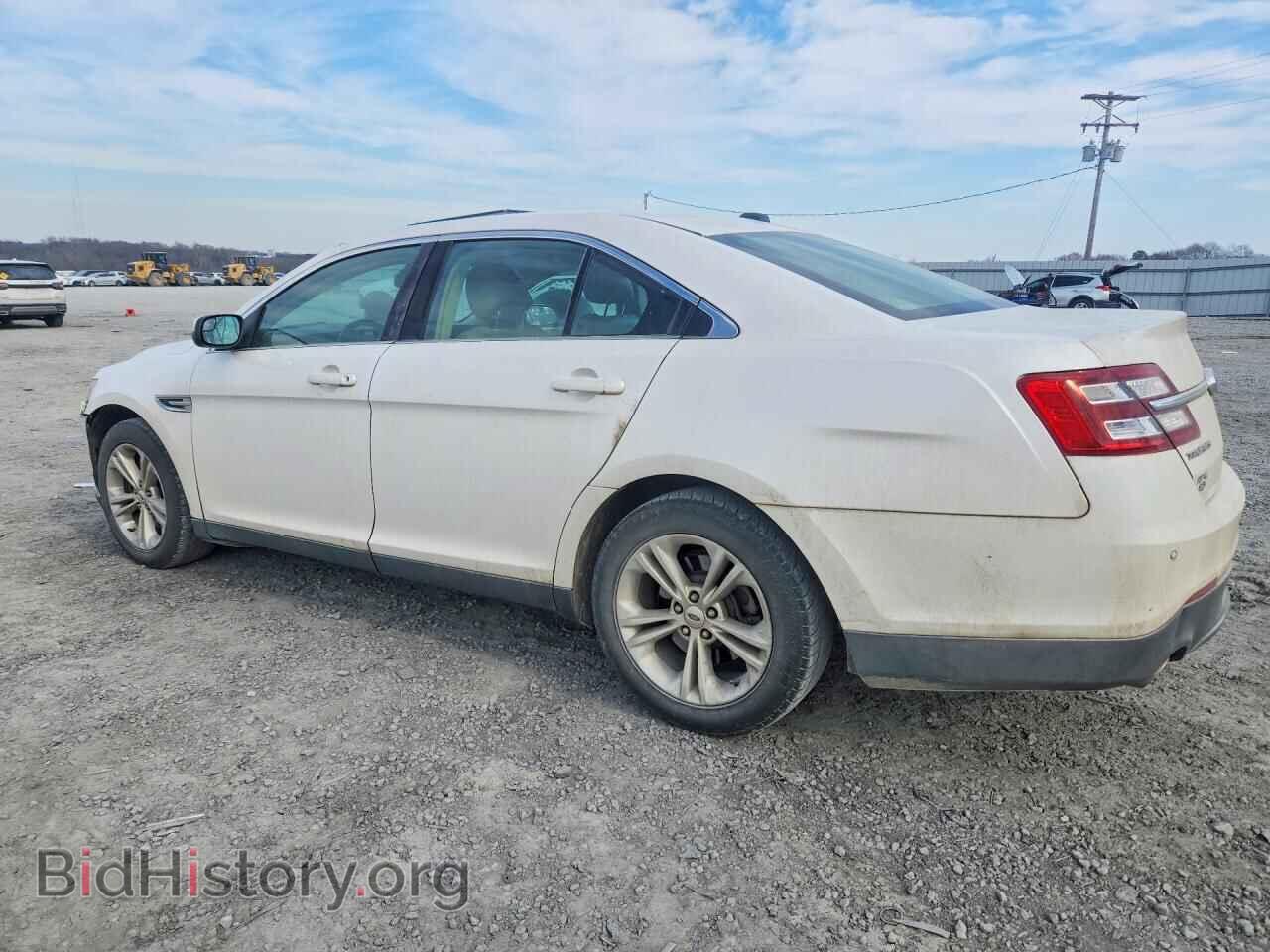 2014 FORD TAURUS - VIN: 1FAHP2E87EG130550 - Фото 2