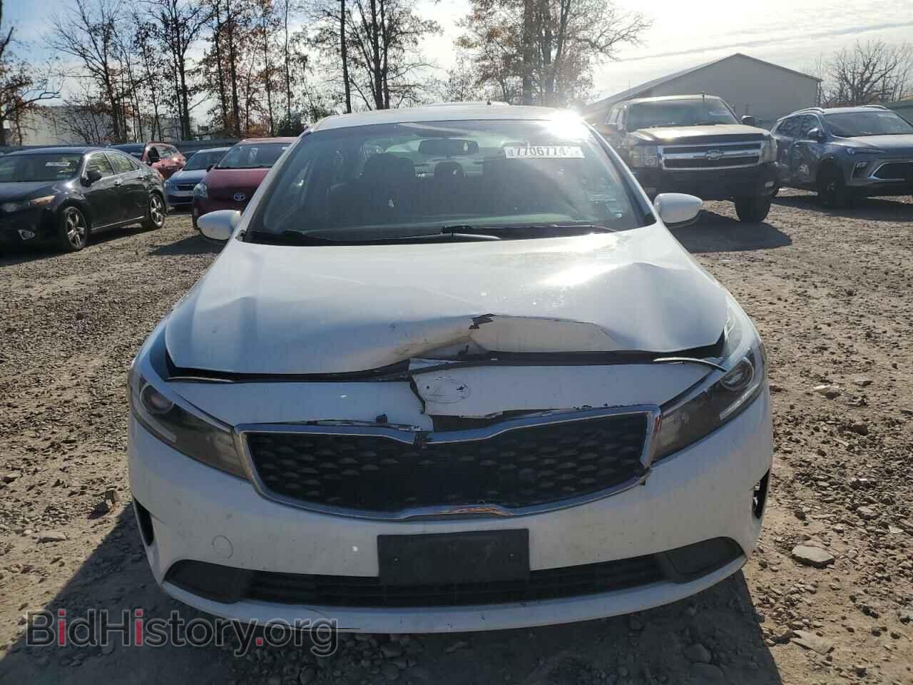 2017 KIA FORTE - VIN: 3KPFK4A74HE088528 - Фото 5