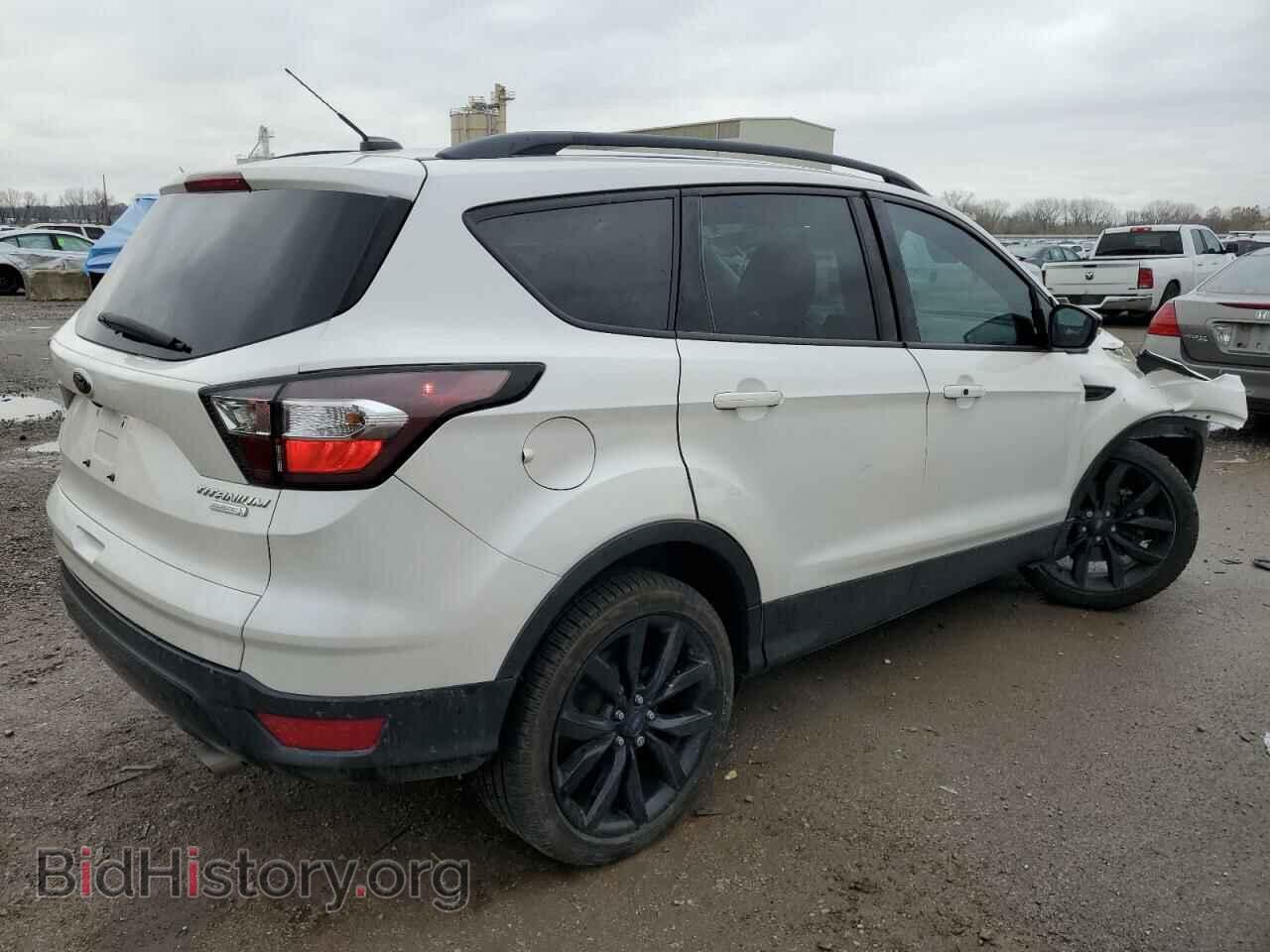2017 FORD ESCAPE - VIN: 1FMCU0J90HUC49834 - Фото 3