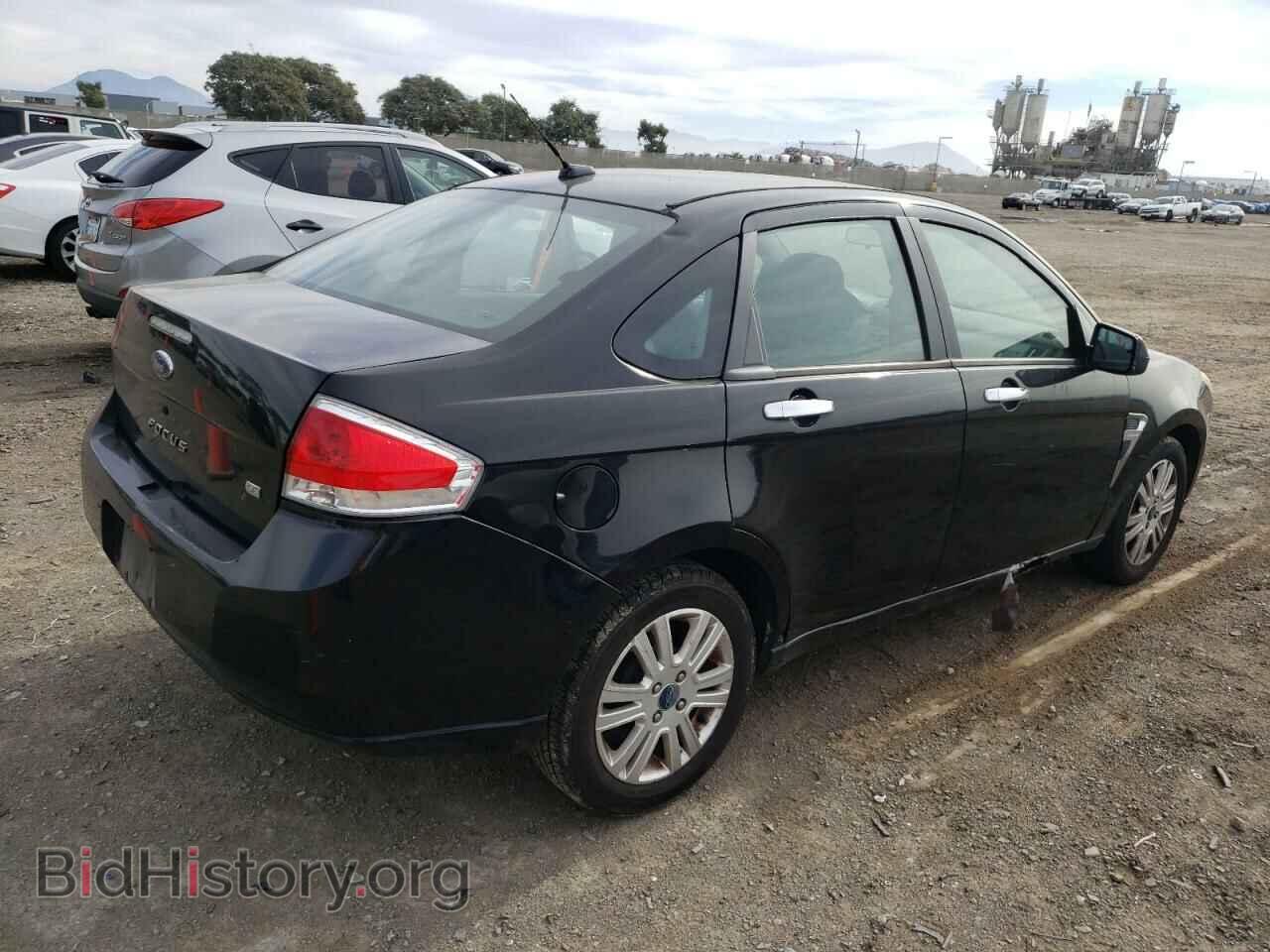 2008 FORD FOCUS - VIN: 1FAHP35N88W288966 - Фото 3