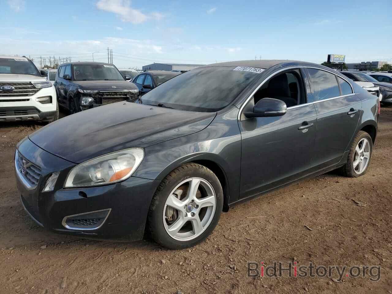 Photo YV1612FH4D2200996 - VOLVO S60 2013