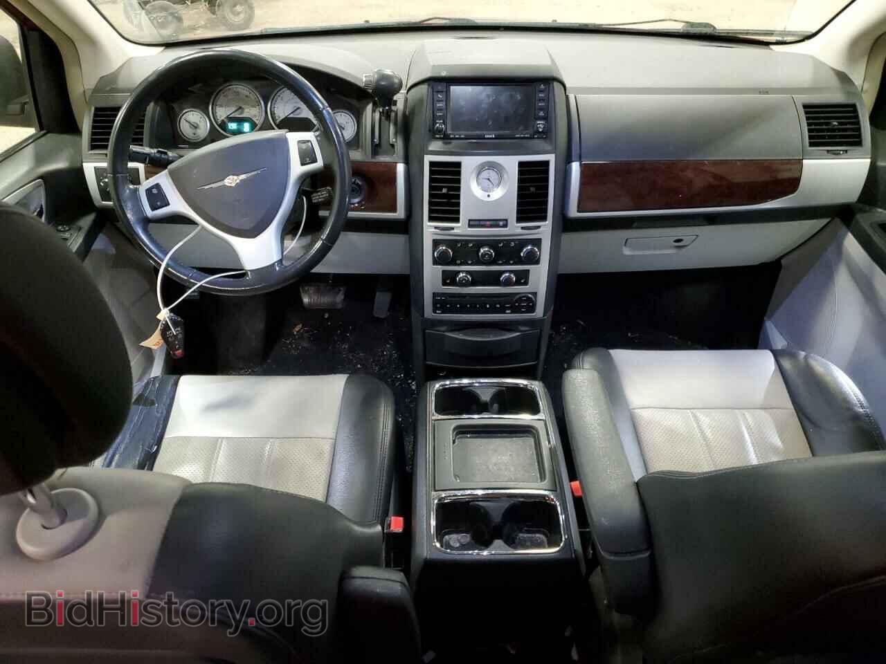 2010 CHRYSLER MINIVAN - VIN: 2A4RR8DXXAR403861 - Фото 8