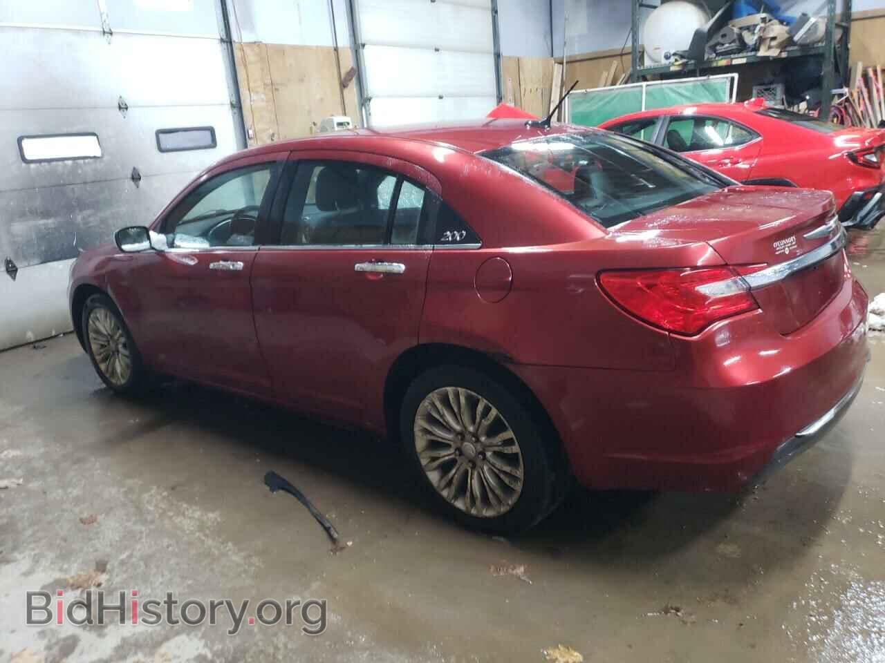 2013 CHRYSLER 200 - VIN: 1C3CCBCG1DN674390 - Фото 2