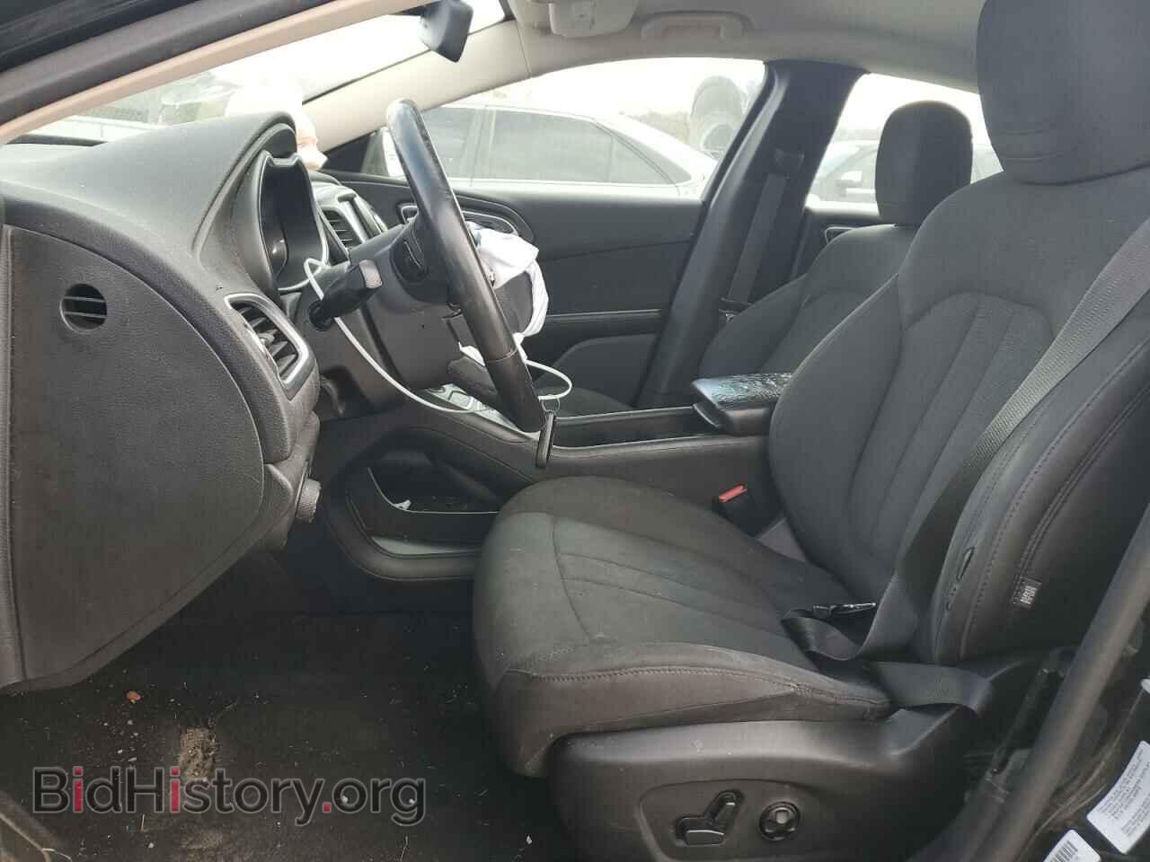 2016 CHRYSLER 200 - VIN: 1C3CCCAB4GN117295 - Photo 7