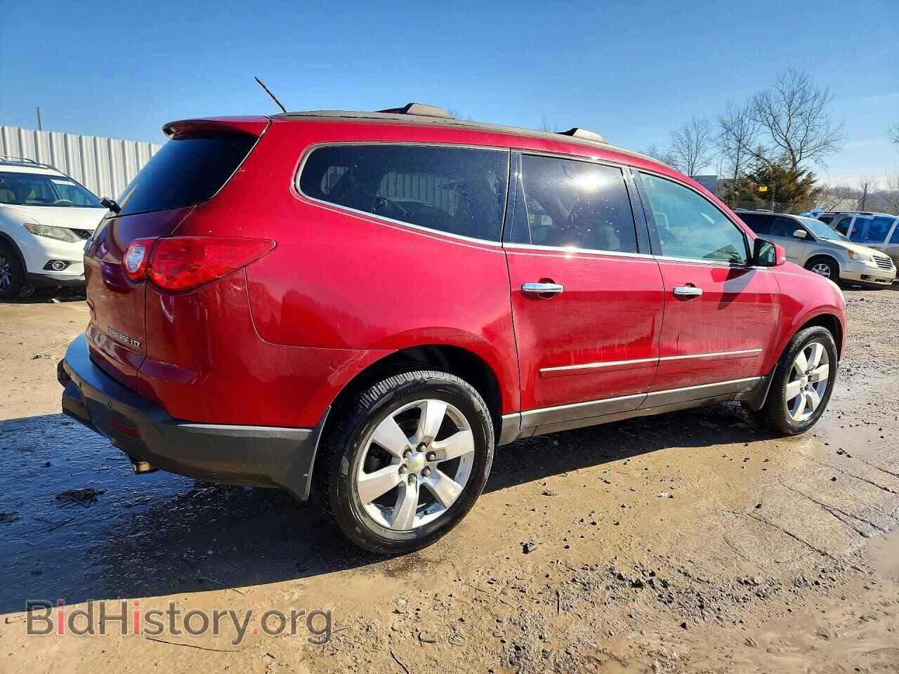 2012 CHEVROLET TRAVERSE - VIN: 1GNKRLED6CJ297096 - Фото 3
