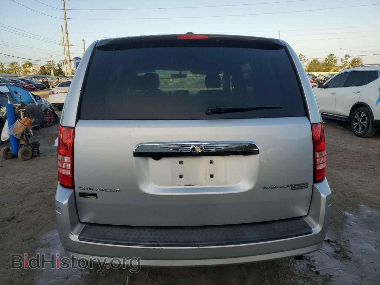2009 CHRYSLER MINIVAN - VIN: 2A8HR44E09R556150 - Фото 6