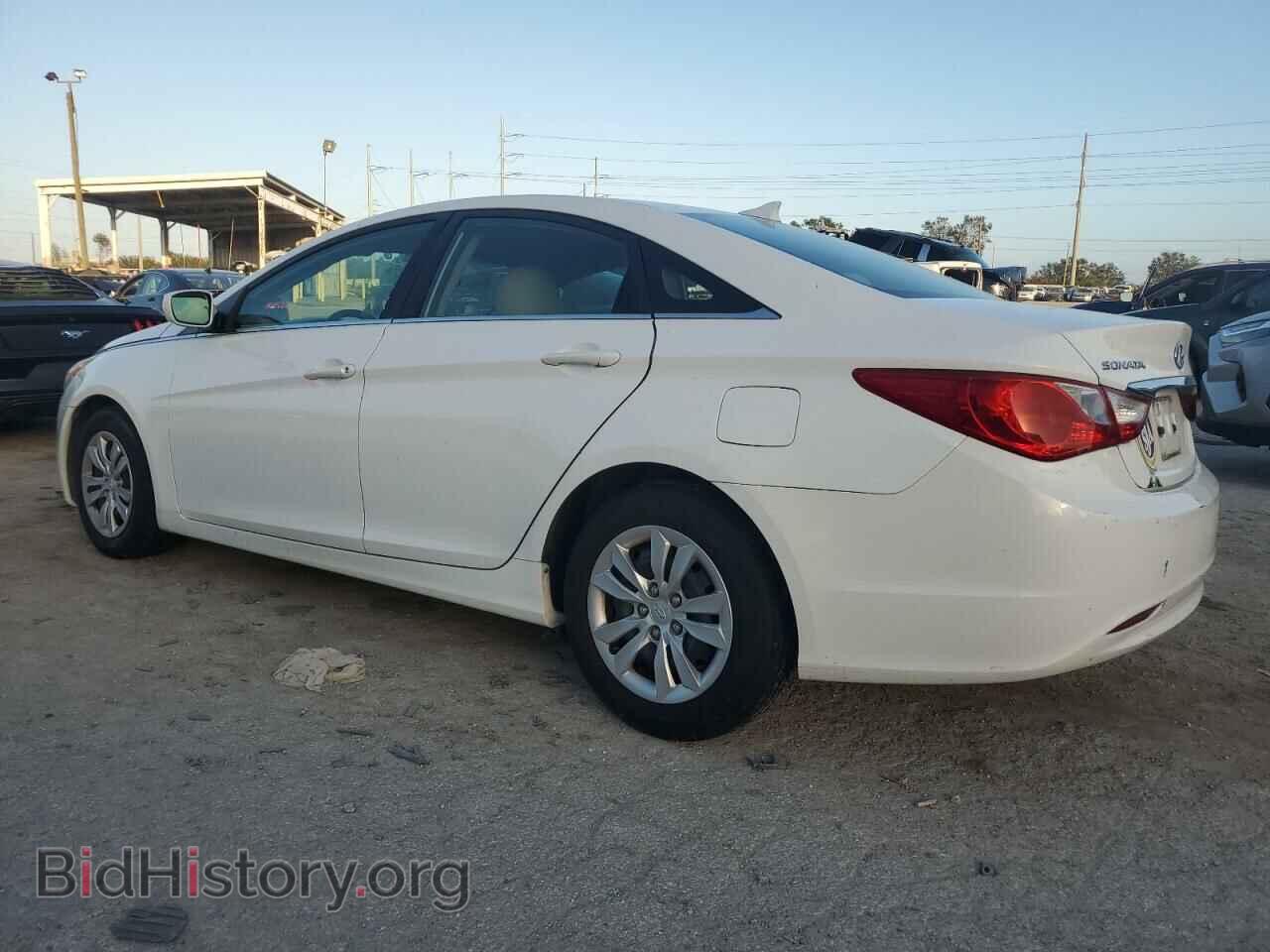 2013 HYUNDAI SONATA - VIN: 5NPEB4AC9DH562570 - Фото 2