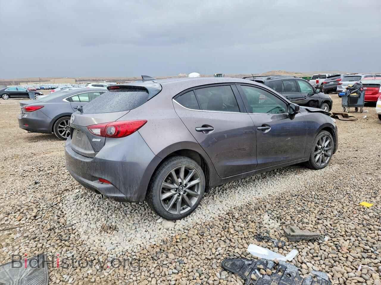 2018 MAZDA 3 - VIN: 3MZBN1L39JM215331 - Фото 3