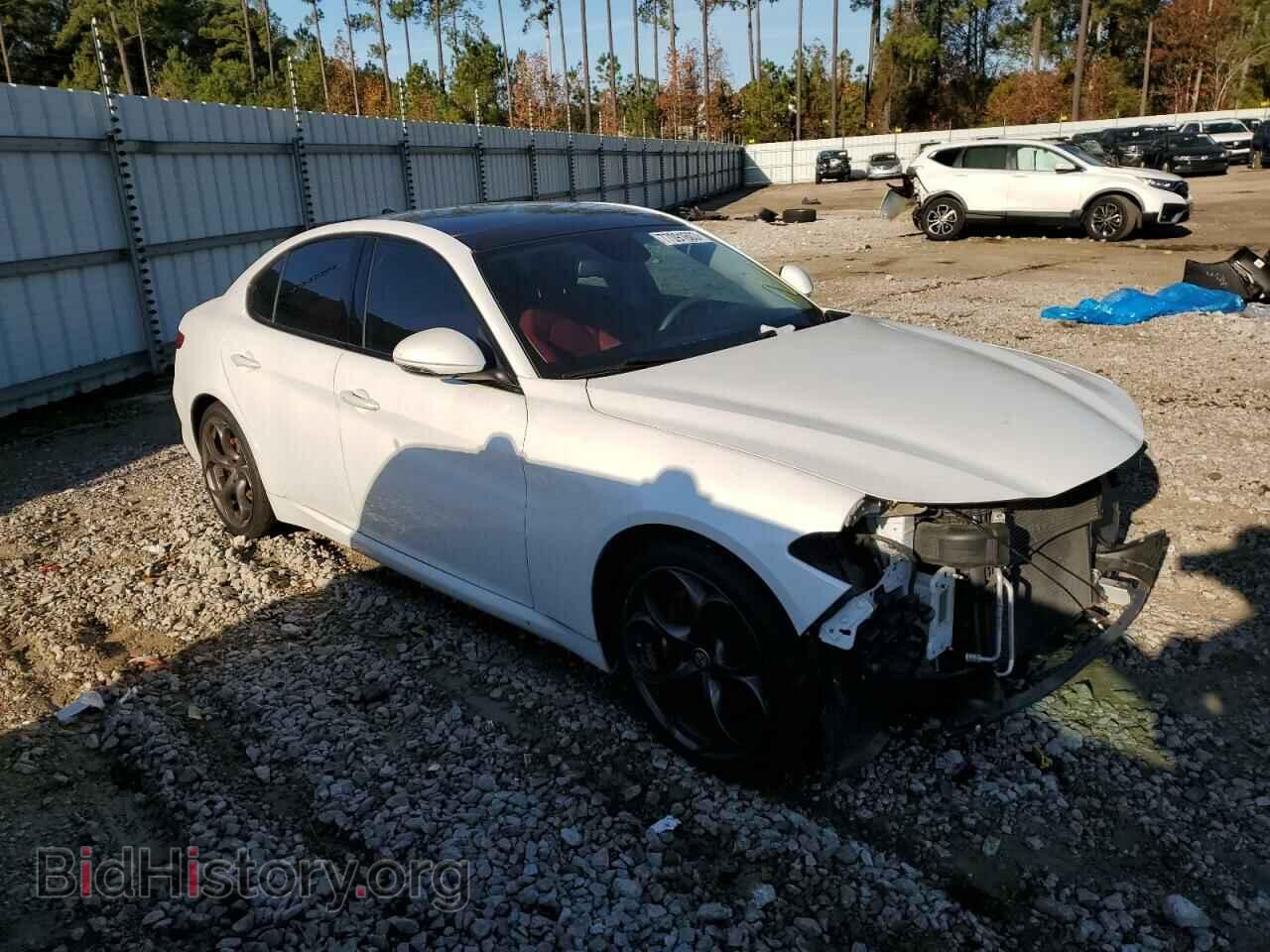 2017 ALFA ROMEO GIULIA - VIN: ZARFAECN1H7555947 - Фото 4