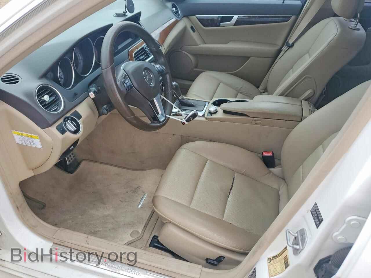 2013 MERCEDES-BENZ C-CLASS - VIN: WDDGF4HB2DR246436 - Фото 7