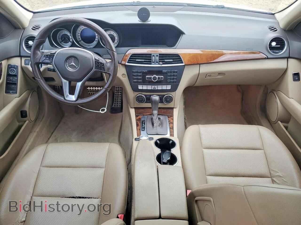 2013 MERCEDES-BENZ C-CLASS - VIN: WDDGF4HB2DR246436 - Фото 8