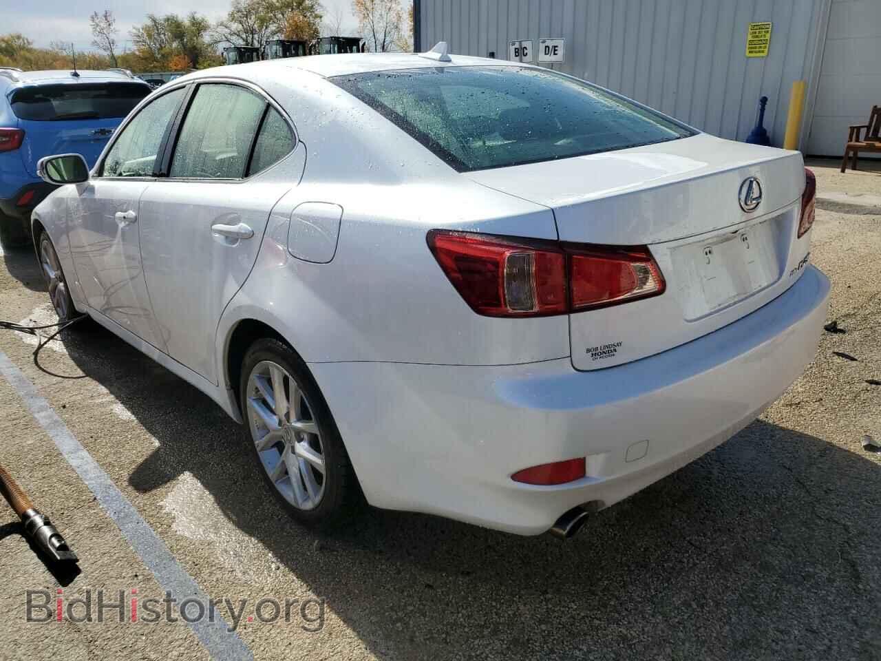 2011 LEXUS IS - VIN: JTHCF5C21B5050626 - Photo 2