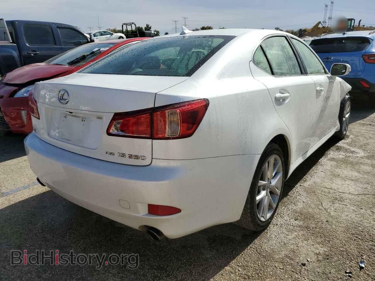 2011 LEXUS IS - VIN: JTHCF5C21B5050626 - Photo 3