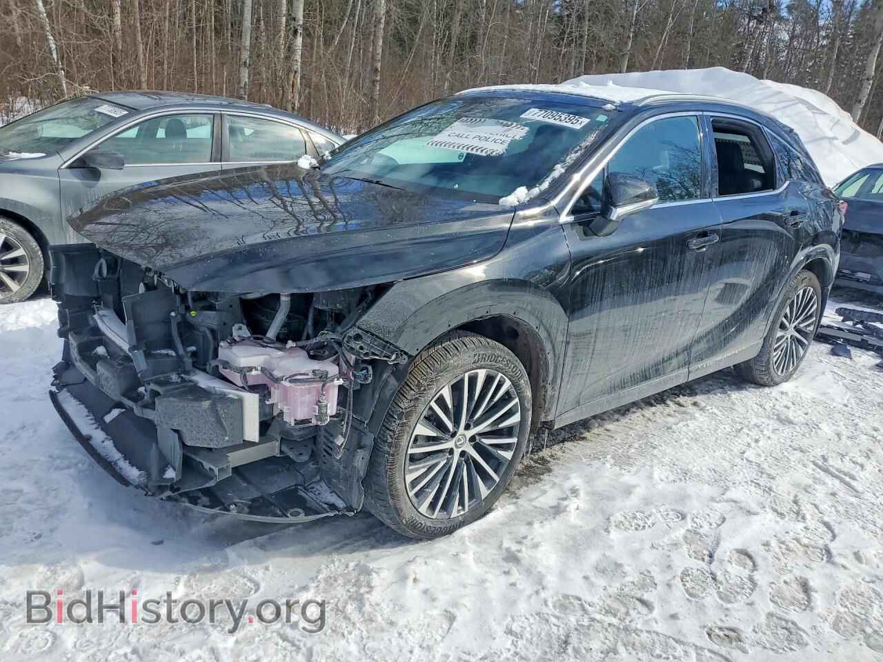 Фотография 2T2BAMCA4PC028316 - LEXUS RX350 2023