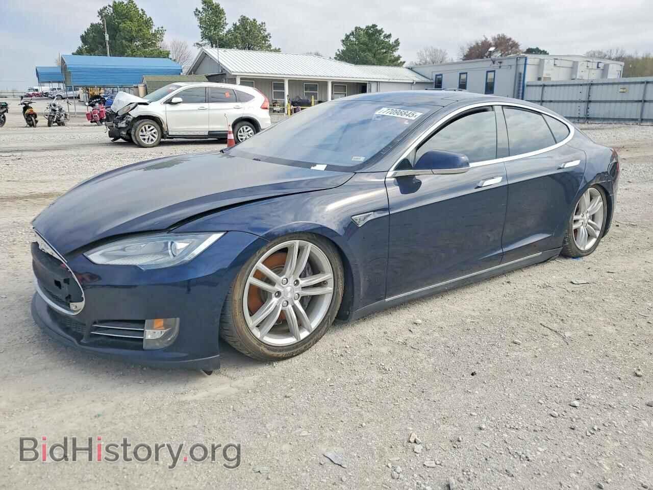 Фотография 5YJSA1CG8DFP04863 - TESLA MODEL S 2013