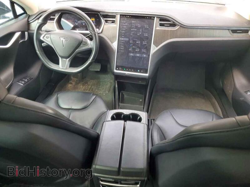 2013 Tesla MODEL S (VIN 5YJSA1CG8DFP04863) — фото 8 из 13