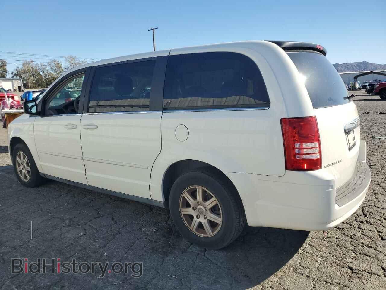 2010 CHRYSLER MINIVAN - VIN: 2A4RR2D18AR344804 - Фото 2