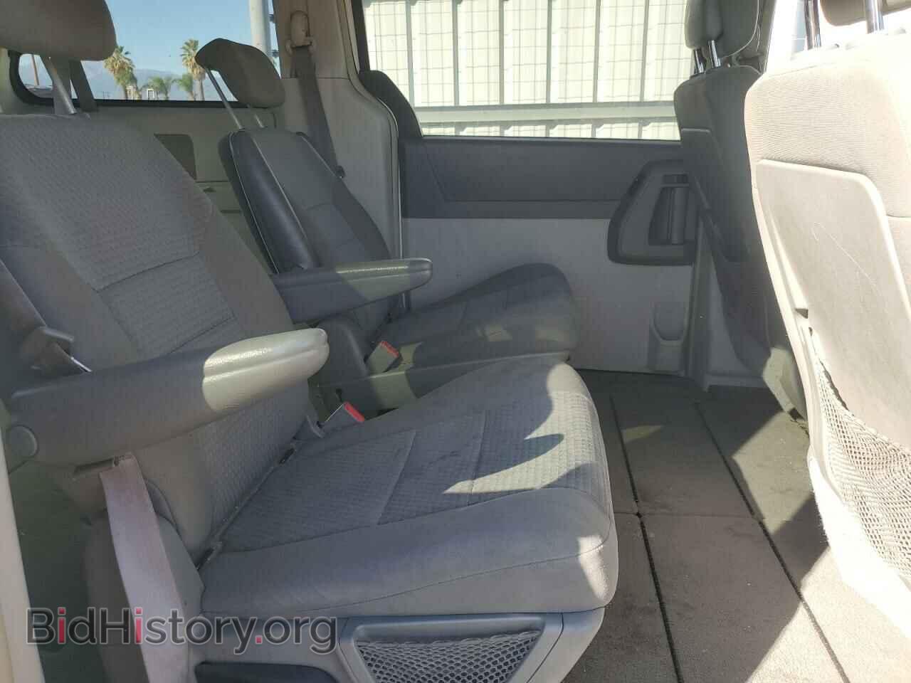 2010 CHRYSLER MINIVAN - VIN: 2A4RR2D18AR344804 - Фото 10