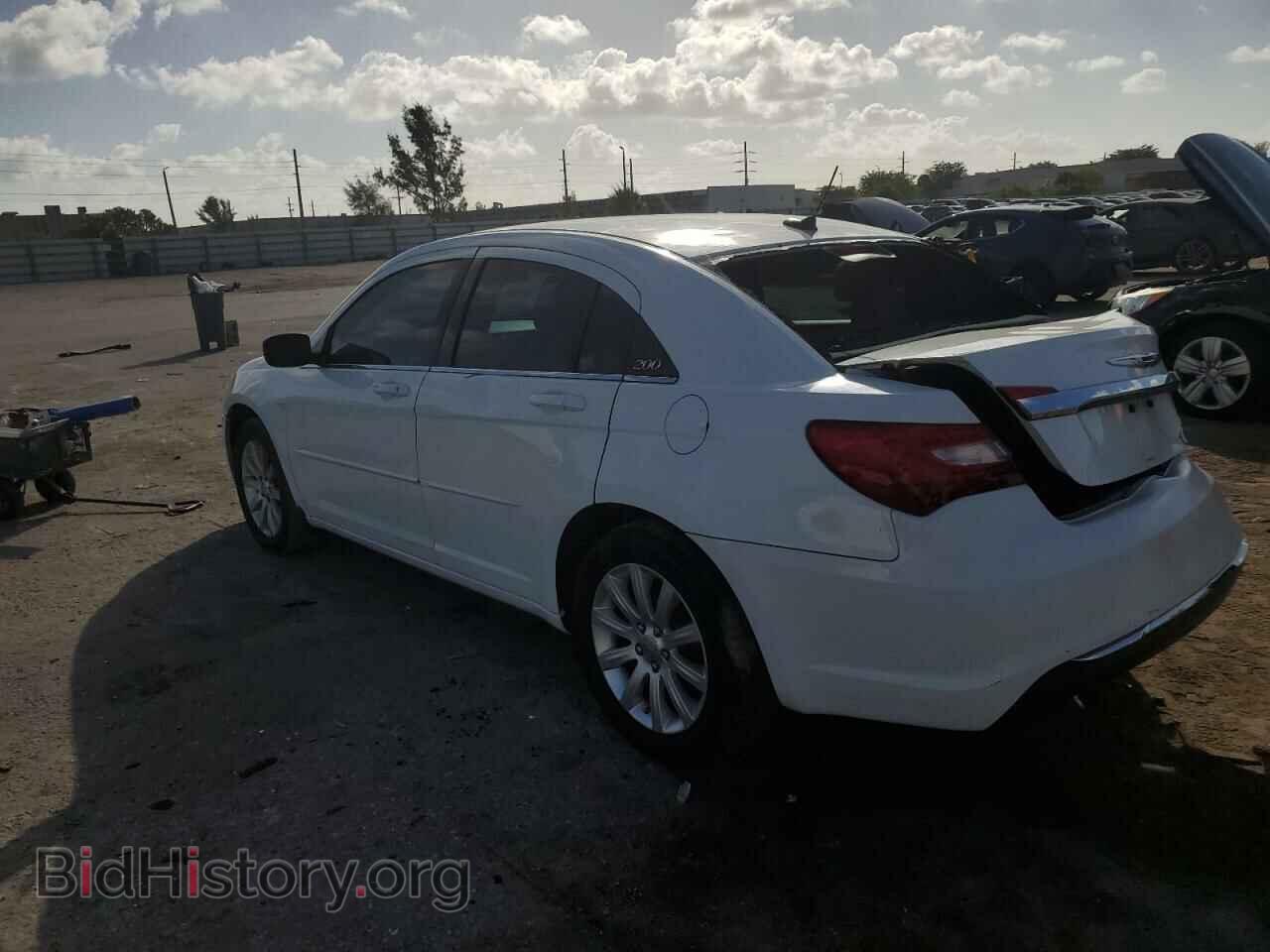 2013 CHRYSLER 200 - VIN: 1C3CCBBB2DN773094 - Фото 2