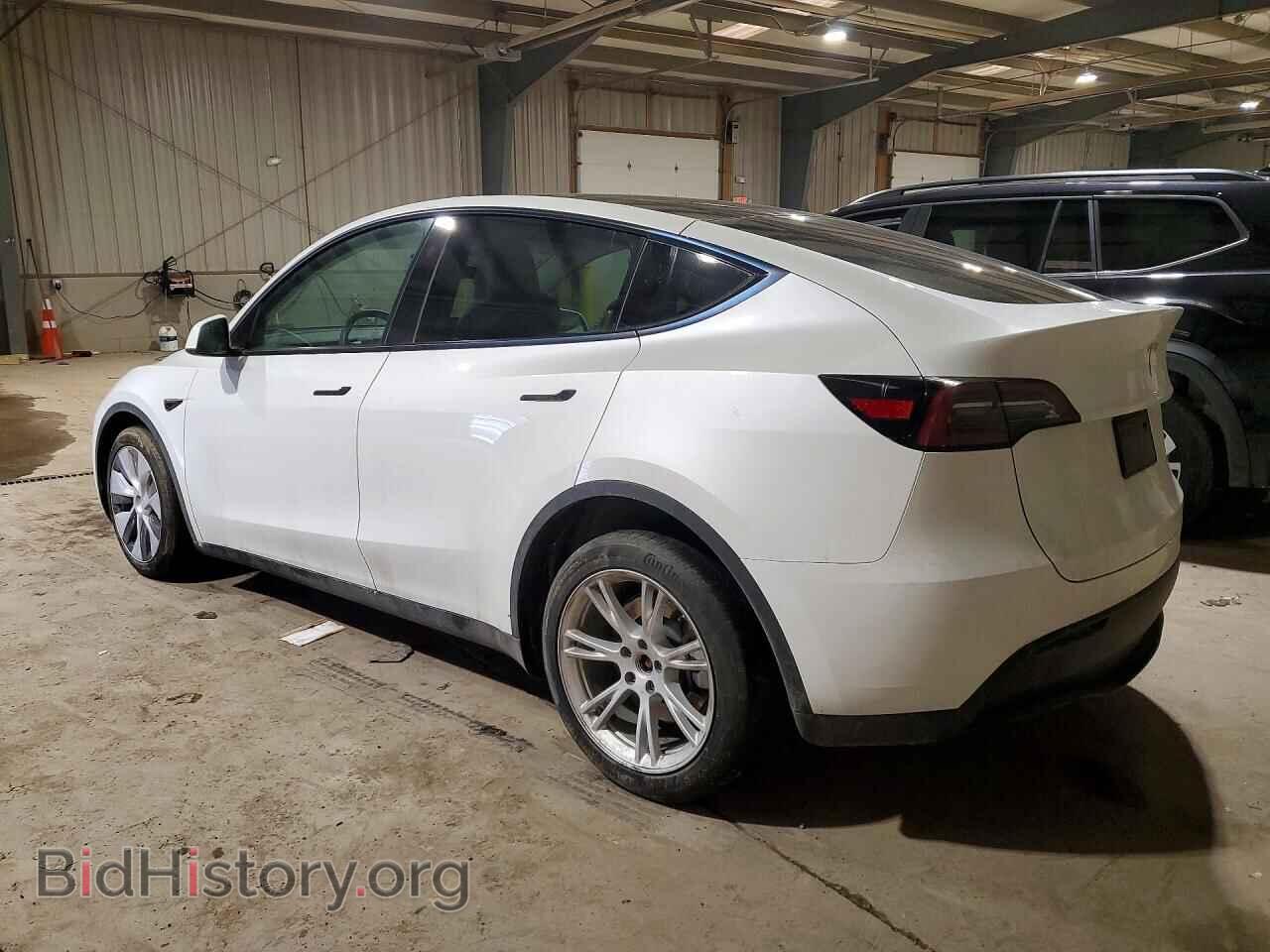 2023 TESLA MODEL Y - VIN: 7SAYGDEE3PF836684 - Фото 2