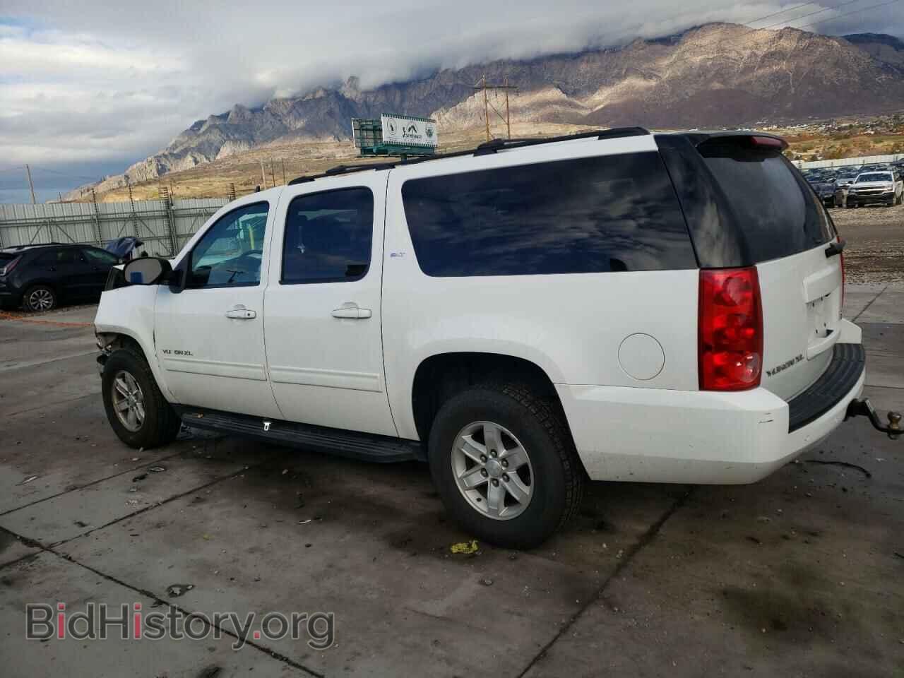 2013 GMC YUKON - VIN: 1GKS2KE7XDR207165 - Фото 2