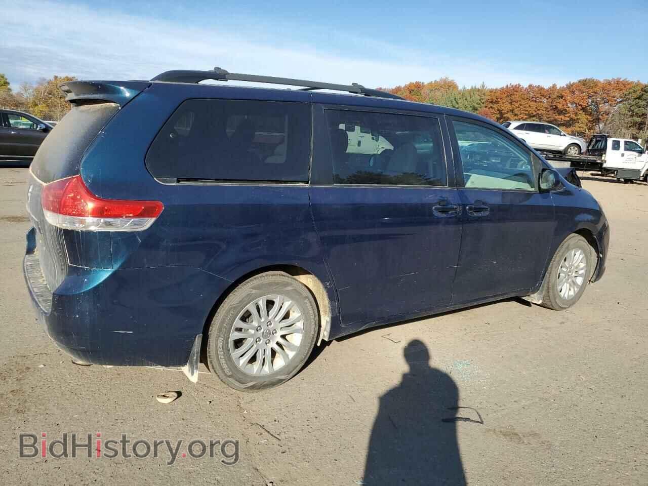 2011 TOYOTA All Models - VIN: 5TDYK3DC7BS070971 - Photo 3