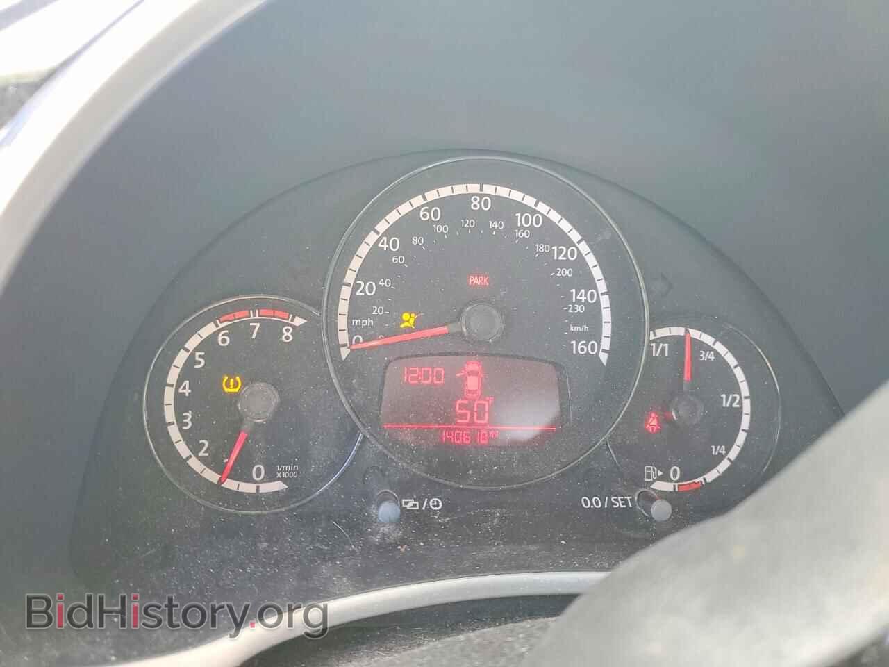 2013 VOLKSWAGEN BEETLE - VIN: 3VWHP7AT5DM673740 - Фото 9