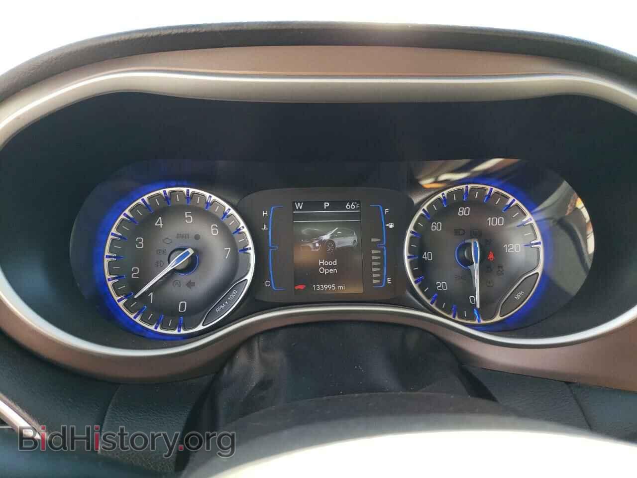 2017 CHRYSLER PACIFICA - VIN: 2C4RC1BGXHR634819 - Photo 9